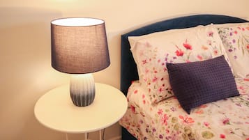 2 chambres, fer et planche Ă  repasser, Wi-Fi gratuit, draps fournis