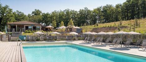 Seasonal outdoor pool