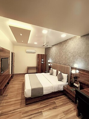 Comfort Suite, Balcony, City View | Bathroom | Shower, free toiletries, slippers, towels - THE KASHI RESIDENCY  (Varanasi)