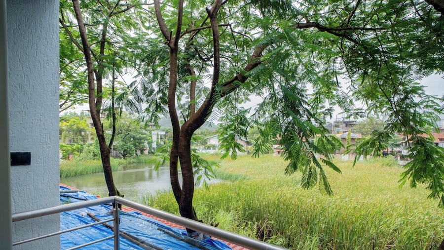 Alaya Stays - Imperial Mystara 5BHK near Khandala Hills