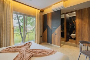 Family Room, Balcony, City View | Blackout drapes, iron/ironing board, free WiFi - Alaya Stays - Imperial Mystara 5BHK near Khandala Hills (Lonavala)