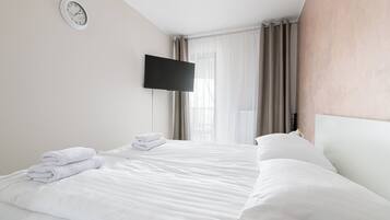 Leilighet, balkong | Strykejern/-brett, wi-fi (inkludert) og sengetøy