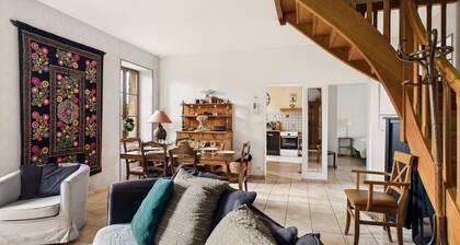 Charming country house for 6 with garden