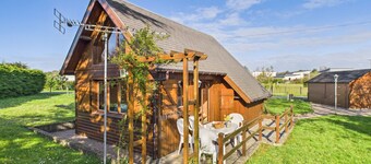 Chalet for 2 adults and 2 children - garden and terrace
