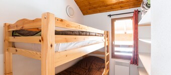 A 150m de las pistas, apartamento para 8 con balcón