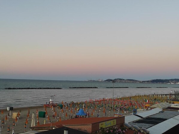 Beach - B&B Residenza Leonardo (Falconara Marittima)