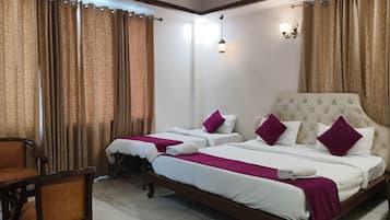 Family Room | Egyptian cotton sheets, premium bedding, minibar, in-room safe