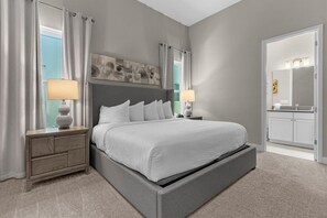 6 habitaciones, tabla de planchar con plancha y cuna de viaje 