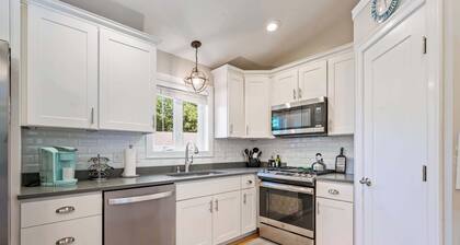 Tranquil Tides Home for 8!