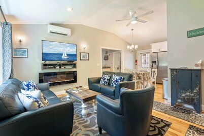 Tranquil Tides Home for 8!