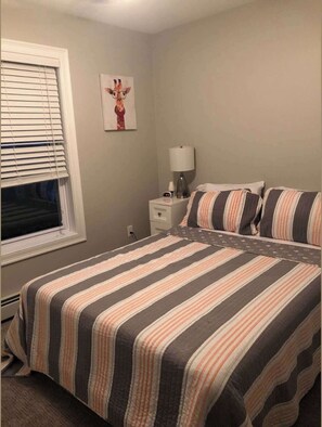 House, Multiple Beds, Patio, Garden View (Tranquil Tides) | 4 bedrooms, individually decorated, individually furnished, bed sheets