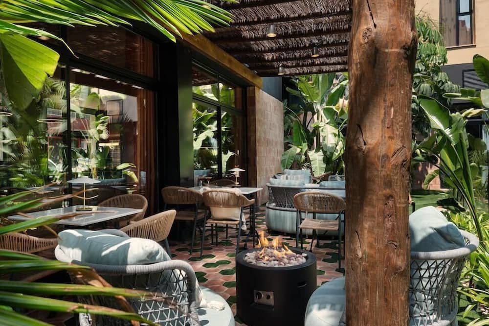 Saman Boutique Hotel