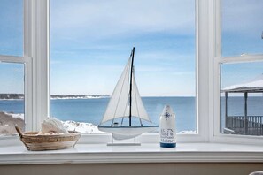 Interior - Wright by the Sea For 10! (York Beach)