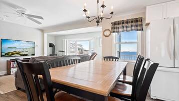 House, Multiple Beds, Patio, Ocean View (Wright by the Sea) | Dining