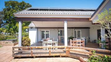 Entrada de la propiedad