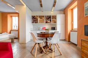 Dining - Borgo al Sole 4 by Wonderful Italy (Puegnago sul Garda)
