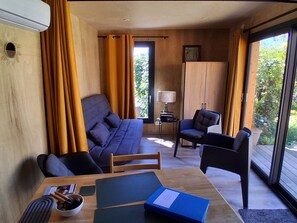 TV, offices - Quiet Atelier near Nancy with Wifi and parking (Sommerviller)