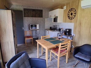 Fridge - Quiet Atelier near Nancy with Wifi and parking (Sommerviller)