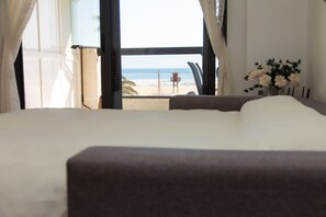Iron/ironing board, travel cot, free WiFi, bed sheets