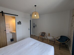 1 quarto, roupa de cama