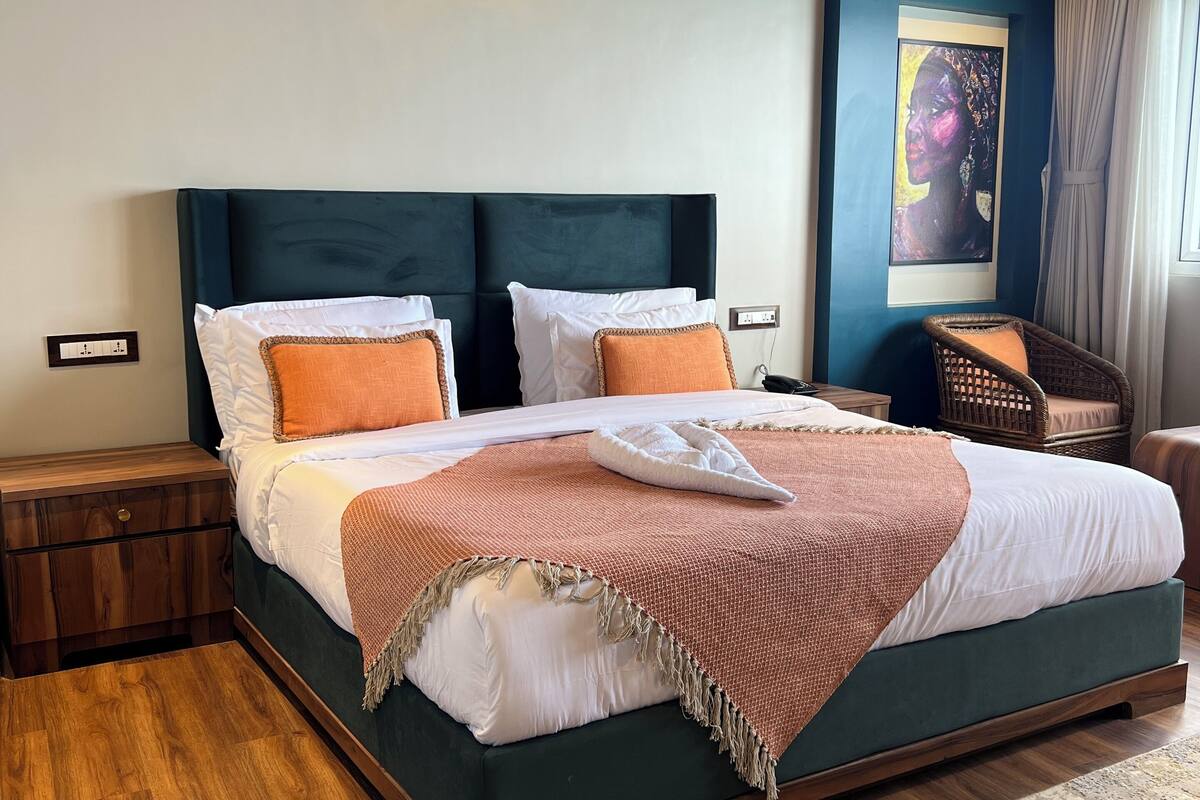 In-room safe, iron/ironing board, free WiFi