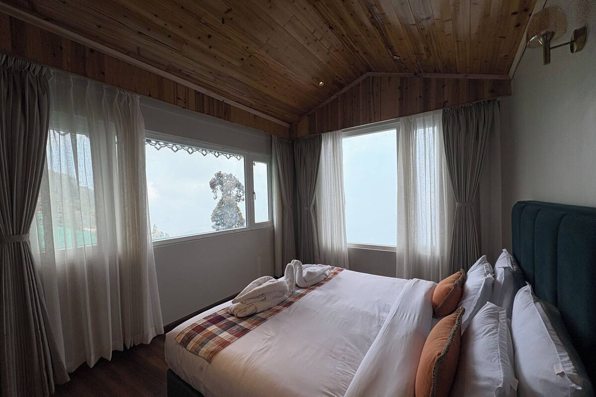 Family Double or Twin Room, Hill View | In-room safe, iron/ironing board, free WiFi