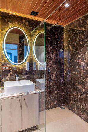 Bathroom - Echo Hotel and Spa  (Darjeeling)