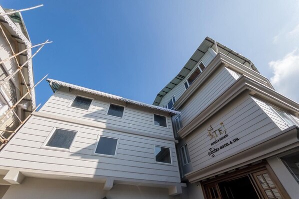 Exterior - Echo Hotel and Spa  (Darjeeling)
