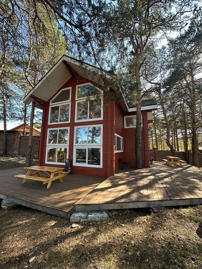 Redhouse 2-bedroom country house in pleasant Imantau with WiFi