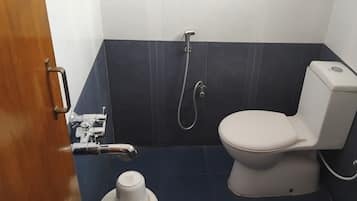 Standard Room | Desk, free WiFi