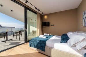 5 bedrooms, internet