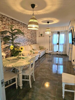 Living area - Bellavista Apartment (Arenals del Sol)