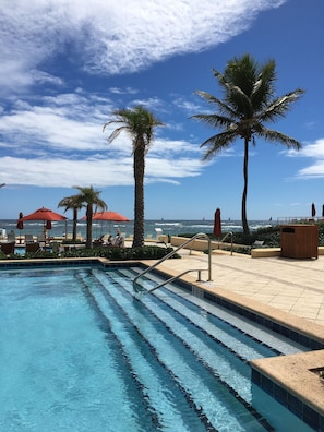 Piscine extérieure