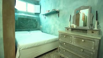 1 bedroom, iron/ironing board, free WiFi