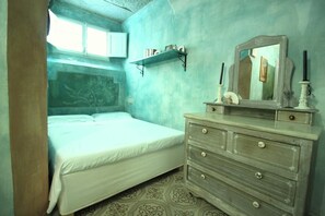 1 bedroom, iron/ironing board, free WiFi