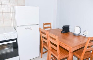 Studio, balcon | Cuisine privée