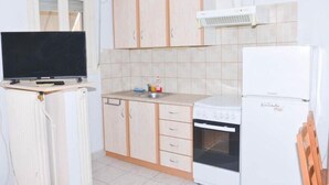 Studio, Balcony | Private kitchen - Koukaki Studio (Athens)