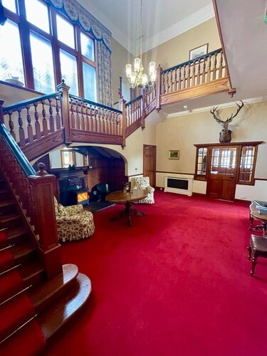 Sherramore Lodge -  a lodge that sleeps 19 guests  in 10 bedrooms