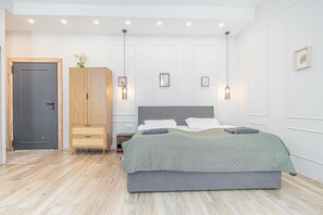 1 bedroom, WiFi, bed sheets