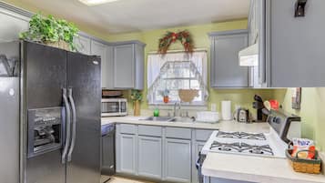 Rumah (2 Bedrooms) | Interior