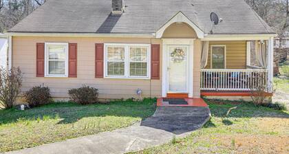 Half-mi to Pool & Golf: Atlanta Home w/ Veranda!