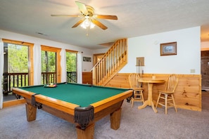Interior - Hot Tub & Game Room: Log Cabin 2 Mi to Ripleys! (Gatlinburg)