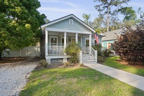 Exterior - Dreamy Coastal Chic Isle of Hope Bungalow By Lucky Savannah (Savannah)
