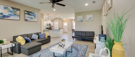 House (3 Bedrooms) | Front of property