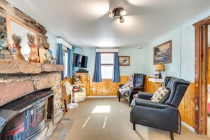 House (1 Bedroom) | Front of property