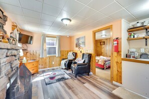 House (1 Bedroom) | Interior