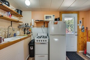 House (1 Bedroom) | Interior