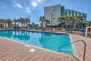 Apartment (1 Bedroom) | Interior - Sun, Sand & Sea Views: Myrtle Beach Condo (Myrtle Beach)