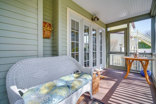 Walk to Beach: Cape May Home w/ Screened Patio!