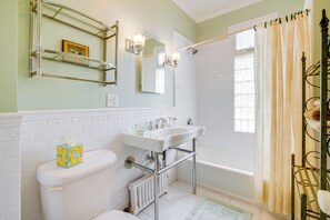 House (3 Bedrooms) | Interior - Walk to Beach: Cape May Home w/ Screened Patio! (Cape May)